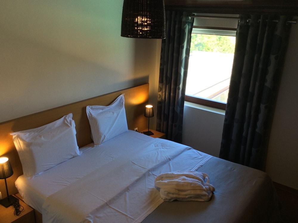 Hotel Rural Alves - Braga - Casa Alves De Torneiros Penso ภายนอก รูปภาพ
